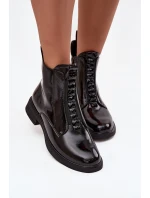 Lakované dámské boty z přírodní kůže D&A – černé