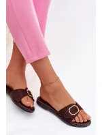 Dámské pantofle na ploché podrážce se zlatou sponou čokoládové Selivelle