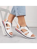 Sandály na platformě Rieker W V02Y5 white