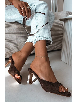 Dámské pantofle na tenkém podpatku Čokoládové Revina