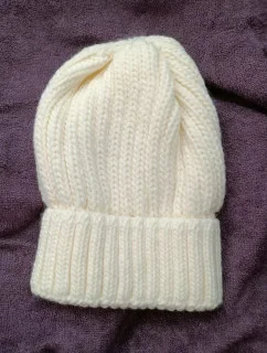 Dámská pletená čepice GEM krémová - FPrice