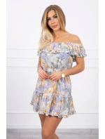 Zelené květinové šaty s otevřenými rameny