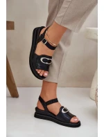 Dámské lakované sandály na klínku s ozdobou Černé Salianes