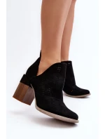 Dámské černé kozačky s výšivkou na podpatku Niartima