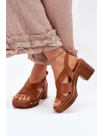 Kožené sandály na podpatku Zazoo 1081 hnědé