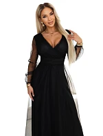664-3 Dlouhé maxi šaty s tylovými rukávy a obálkovým výstřihem - černé