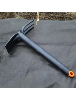 MOTYČKA A ZAHRADNÍ HRÁBĚ