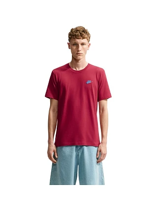 Pánské tričko Nike Club Tee červené AR4997 608 Pánské tričko Nike Club Tee červené AR4997 608