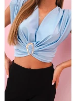 Dámská halenka s hlubokým výstřihem a ozdobným detailem modrý