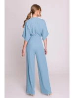 S395 Kombinéza s širokými nohavicemi a zavinovacím výstřihem - nebesky modrá S395 Kombinéza s širokými nohavicemi a zavinovacím výstřihem - nebesky modrá