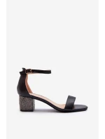 Dámské sandály z eko kůže na zdobeném podpatku černé Wiatalia