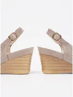 Exkluzívní sandály dámské hnědé na klínku Exkluzívní sandály dámské hnědé na klínku