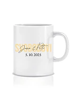 Personalizovaný klasický bílý keramický hrníček 300 ml se jmény novomanželů Personalizovaný klasický bílý keramický hrníček 300 ml se jmény novomanželů