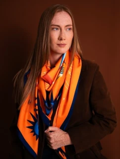 Art Of Polo 25235 Saténová šála Universe