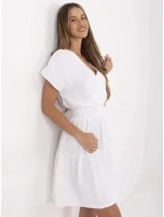 Šaty MI SK 92160.00 bílé Šaty MI SK 92160.00 bílé