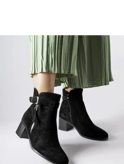 Boty na podpatku  model 205112 Solea