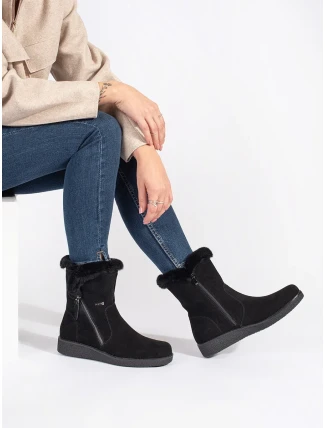 Trendy kotníčkové boty černé dámské na klínku Trendy kotníčkové boty černé dámské na klínku