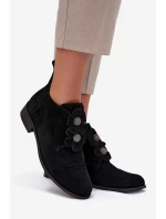 Semišové dámské polobotky s ozdobnými květinami Zazoo 3080 Černé Semišové dámské polobotky s ozdobnými květinami Zazoo 3080 Černé