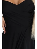 646-4 Dlouhé společenské šaty bez ramínek s rozparkem na nohou - černé