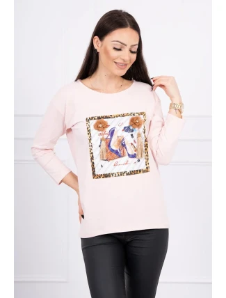 Halenka s 3D grafikou a zdobenými volánky pudrově růžová Halenka s 3D grafikou a zdobenými volánky pudrově růžová