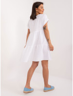 Bílé ležérní šaty s volánky