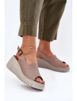Dámské Sandály Z Přírodní Kůže Na Klínu Tmavě Béžové Artiker 54C0788