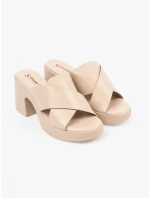 Originální dámské hnědé  nazouváky na širokém podpatku