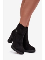 Zateplené dámské kotníkové boty na podpatku s ozdobnou páskou černé Zayna