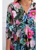 Květinové šaty s vázáním v pase černé