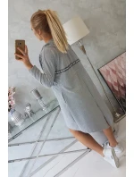 Delší zadní plášť šedý Delší zadní plášť šedý