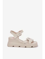 Dámské Kožené Sandály Na Klínu Artiker 54C1624 Béžové Dámské Kožené Sandály Na Klínu Artiker 54C1624 Béžové