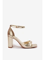 Dámské sandály na podpatku z umělé kůže zlaté Melvra