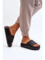 Dámské žabky na tlusté podrážce černé Oreithano