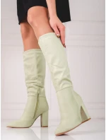 Pohodlné dámské kozačky zelené na širokém podpatku Pohodlné dámské kozačky zelené na širokém podpatku