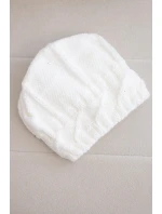 Dámská zimní pletená čepice s ozdobným vzorem K403 bílá