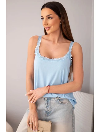Dámská halenka na ramínka s krajkovým zakončením modrá Dámská halenka na ramínka s krajkovým zakončením modrá