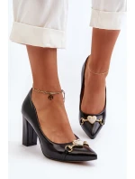 Černé kožené lodičky na podpatku se srdcem Zazoo 2453/OS Černé kožené lodičky na podpatku se srdcem Zazoo 2453/OS