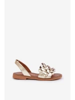 Kožené sandály na plochém podpatku Zazoo 40425 zlaté