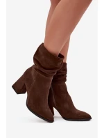 Dámské zateplené kotníkové boty z přírodního semiše se řasením – čokoládové