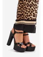 Dámské sandály na vysokém podpatku a platformě lakované černé Jovenes