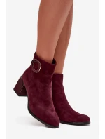 Semišové kotníčkové boty na podpatku s vyztuženým detailem Artiker 57C0016 bordó Semišové kotníčkové boty na podpatku s vyztuženým detailem Artiker 57C0016 bordó