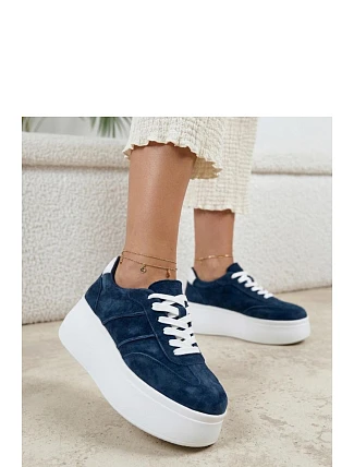 Sportovní boty na platformě model 226588 Solea Sportovní boty na platformě model 226588 Solea