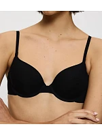 BODY MAKE-UP – Neviditelná tričková podprsenka pro hladký vzhled Triumph