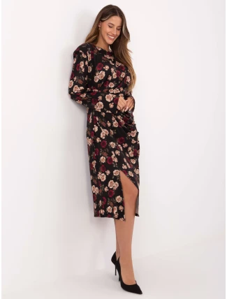 Šaty IT SK 20057 1.02 černá Šaty IT SK 20057 1.02 černá