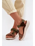 Sandy na platformě model 230187 Step in style Sandy na platformě model 230187 Step in style