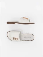 Klasické bílé  nazouváky dámské na plochém podpatku