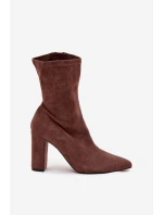 Dámské kozačky na podpatku s prošíváním hnědé Rosivelle Dámské kozačky na podpatku s prošíváním hnědé Rosivelle