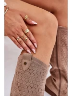 Dámské kozačky na nízkém podpatku s perforovaným vzorem S.Barski – béžové, eko kůže