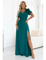 653-1 Elegantní dlouhé šaty s růží, páskem a vysokým rozparkem - lahvově zelené