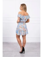 Květinové šaty s odhalenými rameny v modré barvě Květinové šaty s odhalenými rameny v modré barvě